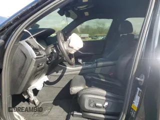 2020 BMW X5 xDrive40i z VIN 5UXCR6C08L9C63999, wystawiony jako Copart lot #51175795 z przebiegiem Nie podano mil oraz Szkoda całkowita • Salvage title. Historia ofert i sprzedaży dostępna na DreamBid. Obrazek 7.