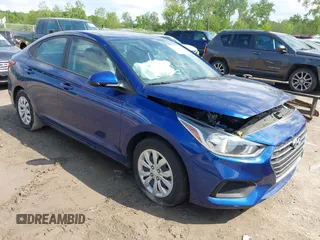 2022 Hyundai Accent SE z VIN 3KPC24A61NE185658, wystawiony jako IAAI lot #42278607 z przebiegiem 5 596 mil mil oraz . Historia ofert i sprzedaży dostępna na DreamBid. Obrazek 1.