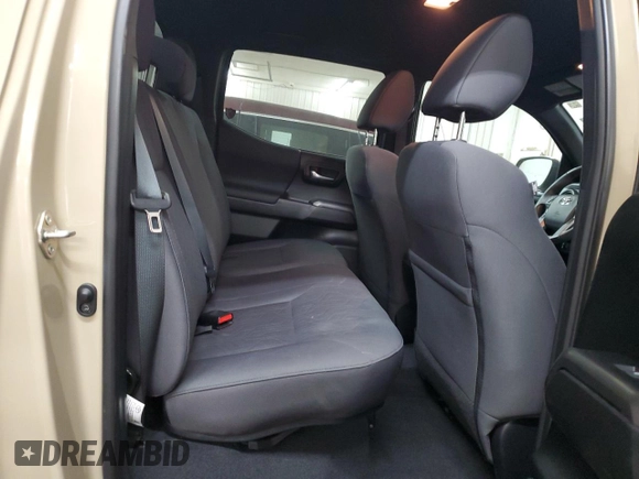 2019 Toyota Tacoma SR z VIN 3TMCZ5AN1KM285074, wystawiony jako Copart lot #53545975 z przebiegiem 53 838 mil mil oraz Szkoda całkowita • Salvage title. Historia ofert i sprzedaży dostępna na DreamBid. Obrazek 10.