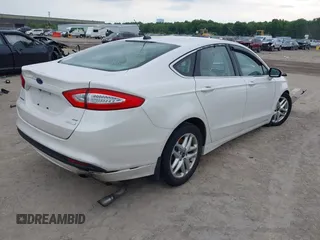 2015 Ford Fusion SE z VIN 1FA6P0HD8F5100832, wystawiony jako IAAI lot #42606376 z przebiegiem Nie podano mil oraz . Historia ofert i sprzedaży dostępna na DreamBid. Obrazek 4.