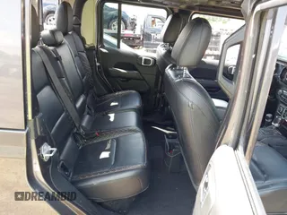 2021 Jeep Gladiator High Altitude с VIN 1C6HJTFGXML534303, выставлен на аукционе IAAI как лот 42542102 с пробегом 53 845 миль миль и . История ставок и продаж доступна на DreamBid. Изображение 8.
