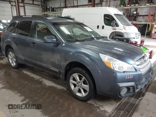 2014 Subaru Outback 2.5i Premium with VIN 4S4BRCCC5E3209709, listed as a IAAI auction lot 41641221 with 162,070 mi miles. Bid and sale history available at carsss.com. Image 1.