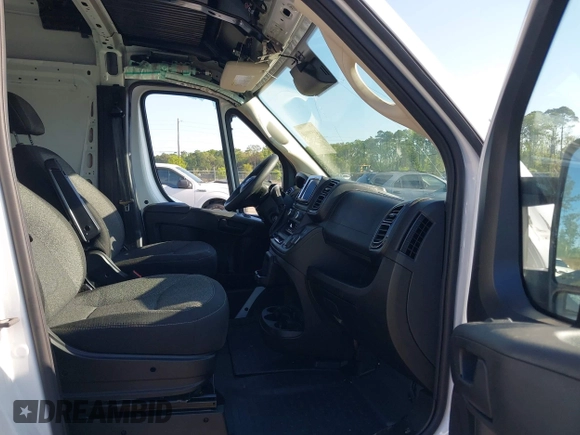 2024 Ram ProMaster Cargo Tradesman with VIN 3C6LRVBG7RE124935, listed as a IAAI auction lot 41999049 with 1,441 mi miles and . Bid and sale history available at DreamBid. Image 5.