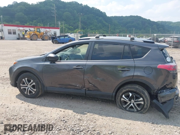 2017 Toyota RAV4 LE с VIN JTMBFREV2HJ701869, выставлен на аукционе IAAI как лот 42422409 с пробегом 98 769 миль миль и . История ставок и продаж доступна на DreamBid. Изображение 14.
