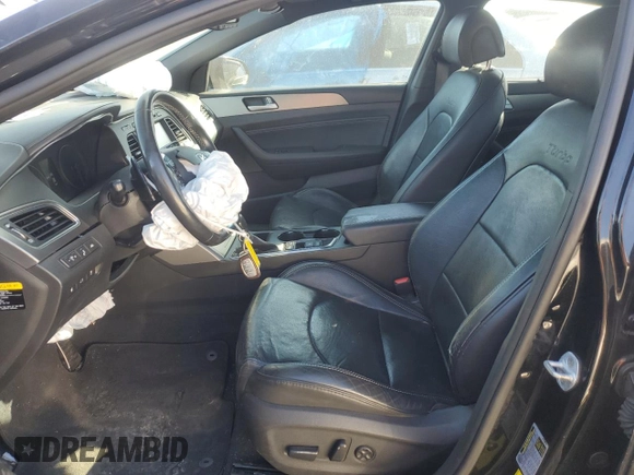 2015 Hyundai Sonata Sport z VIN 5NPE34AB0FH133454, wystawiony jako Copart lot #42343465 z przebiegiem 141 927 mil mil oraz Czysty tytuł • Clean title. Historia ofert i sprzedaży dostępna na DreamBid. Obrazek 7.