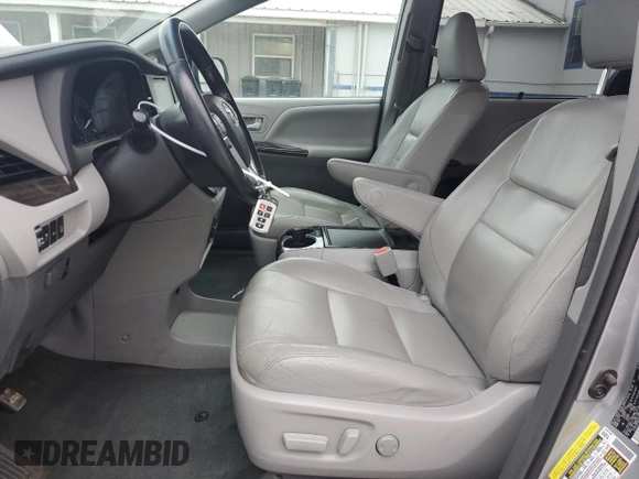 2016 Toyota Sienna XLE with VIN 5TDYK3DC8GS707910, listed as a Copart auction lot 58418535 with 161,527 mi miles and Salvage title. Bid and sale history available at DreamBid. Image 7.