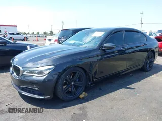 2017 BMW 7 Series 750i with VIN WBA7F0C37HGM22205, listed as a IAAI auction lot 40033800 with 70,581 mi miles. Bid and sale history available at carsss.com. Image 2.