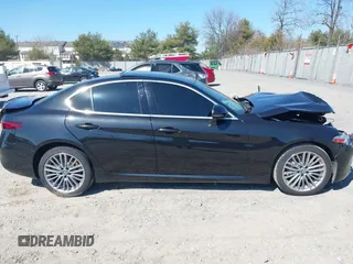 2017 Alfa Romeo Giulia Ti with VIN ZARFAEEN9H7551464, listed as a IAAI auction lot 41726121 with 68,654 mi miles. Bid and sale history available at carsss.com. Image 14.