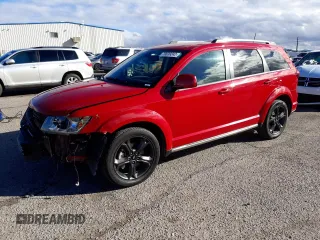 2019 Dodge Journey Crossroad with VIN 3C4PDCGG5KT860876, listed as a Copart auction lot 70639242 with 39,947 mi miles and Salvage Title. Bid and sale history available at DreamBid. Image 1.
