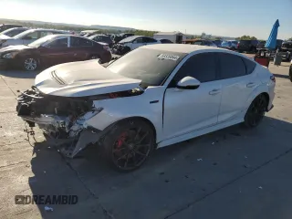 2024 Acura Integra Type S with VIN 19UDE5G94RA001004, listed as a Copart auction lot 69326844 with 6,876 mi miles and Salvage Title. Bid and sale history available at carsss.com. Image 1.
