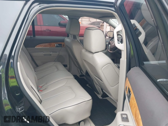 2012 Lincoln MKX with VIN 2LMDJ6JK0CBL13277, listed as a IAAI auction lot 42115328 with 134,939 mi miles and . Bid and sale history available at DreamBid. Image 8.