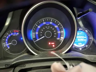 2018 Honda Fit Sport with VIN 3HGGK5G64JM704623, listed as a Copart auction lot 86074724 with 99,050 mi miles and Salvage Title. Bid and sale history available at DreamBid. Image 9.