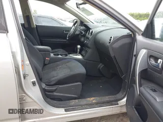 2009 Nissan Rogue SL with VIN JN8AS58T69W057991, listed as a IAAI auction lot 41973858 with 218,632 mi miles and . Bid and sale history available at DreamBid. Image 5.