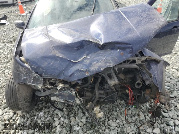2003 Volkswagen Golf GL с VIN 9BWFK61J434058324, выставлен на аукционе Copart как лот 46119445 с пробегом Не указан миль и Списание • Salvage title. История ставок и продаж доступна на DreamBid. Изображение 12.