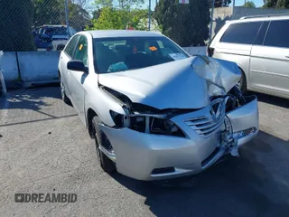 2008 Toyota Camry LE with VIN 4T1BE46K58U208465, listed as a IAAI auction lot 41829764 with 1 mi miles. Bid and sale history available at carsss.com. Image 1.