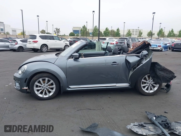 2018 Volkswagen Beetle S z VIN 3VW5DAAT3JM506023, wystawiony jako IAAI lot #42414886 z przebiegiem 33 424 mil mil oraz . Historia ofert i sprzedaży dostępna na DreamBid. Obrazek 15.