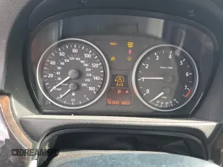 2006 BMW 3 Series 325xi with VIN WBAVD13536KV14510, listed as a Copart auction lot 49331735 with 161,975 mi miles and Salvage Title. Bid and sale history available at carsss.com. Image 9.