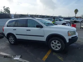 2005 Volvo XC90 with VIN YV1CY592651162430, listed as a IAAI auction lot 41809219 with 185,493 mi miles. Bid and sale history available at carsss.com. Image 13.