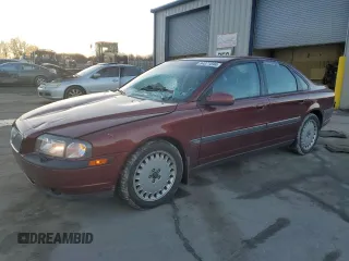 2000 Volvo S80 with VIN YV1TS94D2Y1069636, listed as a Copart auction lot 84071594 with 138,462 mi miles and Salvage Title. Bid and sale history available at carsss.com. Image 1.
