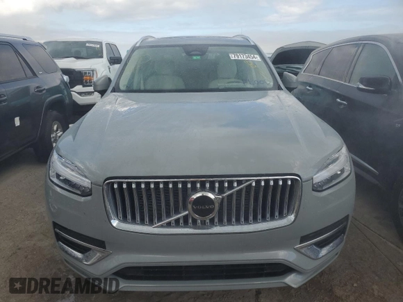 2024 Volvo XC90 Core Bright Theme with VIN YV4L12PK6R1207557, listed as a Copart auction lot 79173454 with 0 mi miles and Non Repairable. Bid and sale history available at carsss.com. Image 5.