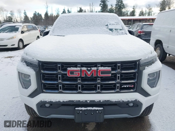 2023 GMC Canyon 4WD AT4 with VIN 1GTP6DEK4P1263112, listed as a IAAI auction lot 41445424 with 27,260 mi miles. Bid and sale history available at carsss.com. Image 12.