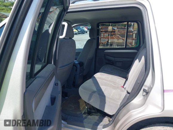 2004 Ford Explorer XLT z VIN 1FMZU73K74UB13312, wystawiony jako IAAI lot #42734477 z przebiegiem Nie podano mil oraz . Historia ofert i sprzedaży dostępna na DreamBid. Obrazek 8.