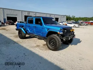 2020 Jeep Gladiator Overland with VIN 1C6HJTFG4LL162262, listed as a Copart auction lot 57261325 with 74,856 mi miles and Salvage title. Bid and sale history available at DreamBid. Image 13.