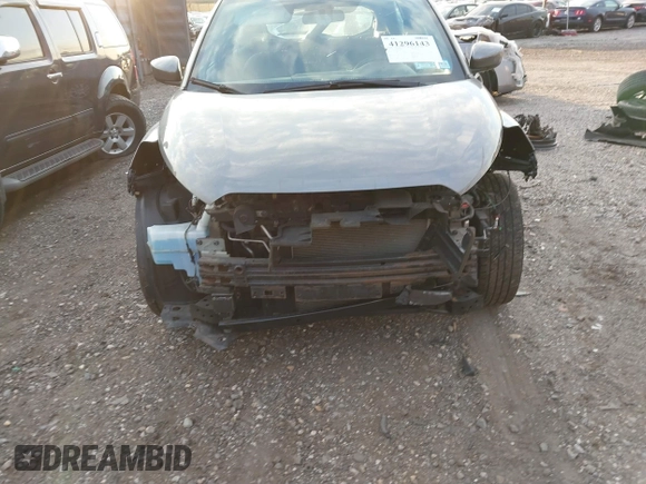 2019 Nissan Kicks SV with VIN 3N1CP5CU9KL532716, listed as a IAAI auction lot 41296143 with 76,900 mi miles and . Bid and sale history available at carsss.com. Image 12.