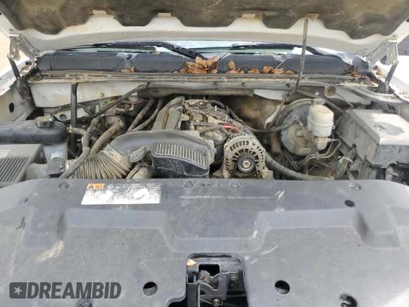 2011 Chevrolet Silverado 1500 LT with VIN 3GCPKSE30BG311997, listed as a Copart auction lot 53735135 with 293,980 mi miles and Clean Title. Bid and sale history available at DreamBid. Image 11.