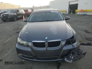 2008 BMW 3 Series 328i with VIN WBAVA375X8NL49605, listed as a Copart auction lot 41997085 with 164,105 mi miles and Salvage Title. Bid and sale history available at DreamBid. Image 5.