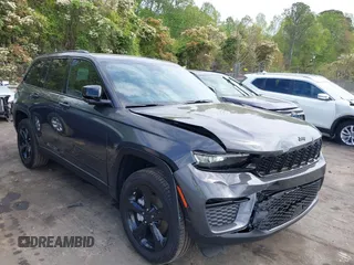 2025 Jeep Grand Cherokee Limited z VIN 1C4RJHBG7SC294737, wystawiony jako IAAI lot #41994290 z przebiegiem 434 mil mil oraz . Historia ofert i sprzedaży dostępna na DreamBid. Obrazek 1.