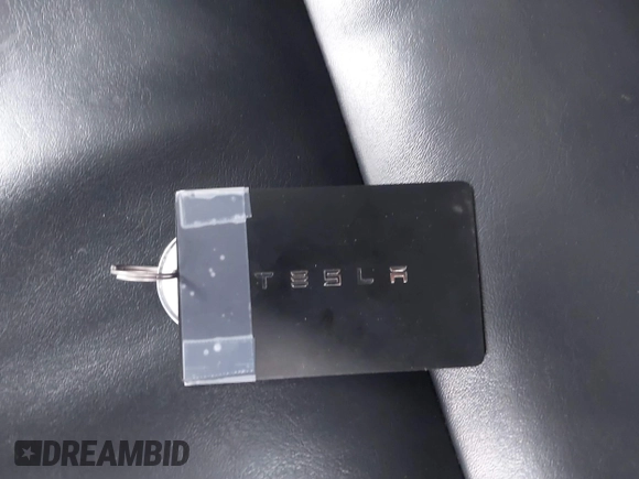 2018 Tesla Model 3 Long Range Battery z VIN 5YJ3E1EA5JF006370, wystawiony jako IAAI lot #41565266 z przebiegiem 55 376 mil mil oraz . Historia ofert i sprzedaży dostępna na DreamBid. Obrazek 11.