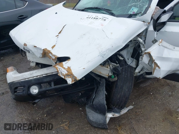 2016 Jeep Patriot Sport with VIN 1C4NJPBA6GD687537, listed as a IAAI auction lot 41188775 with 121,404 mi miles. Bid and sale history available at carsss.com. Image 6.