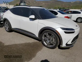 2023 Genesis GV60 Performance z VIN KMUKEDTB4PU004583, wystawiony jako Copart lot #57499534 z przebiegiem 45 311 mil mil oraz Tytuł czysty. Historia ofert i sprzedaży dostępna na DreamBid. Obrazek 4.