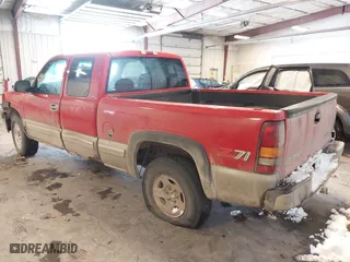 1999 Chevrolet Silverado 1500 LT with VIN 1GCEK19T0XE223896, listed as a IAAI auction lot 41567113 with 0 mi miles. Bid and sale history available at carsss.com. Image 3.