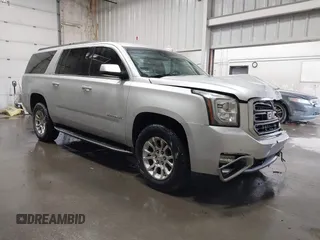 2017 GMC Yukon XL SLT with VIN 1GKS2GKC8HR195991, listed as a IAAI auction lot 41714812 with 88,265 mi miles. Bid and sale history available at carsss.com. Image 1.