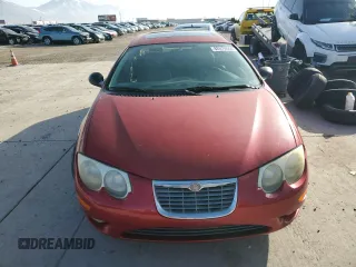 2002 Chrysler 300M M z VIN 2C3HE66G62H150094, wystawiony jako Copart lot #82670554 z przebiegiem 111 835 mil mil oraz Szkoda całkowita • Salvage title. Historia ofert i sprzedaży dostępna na DreamBid. Obrazek 5.
