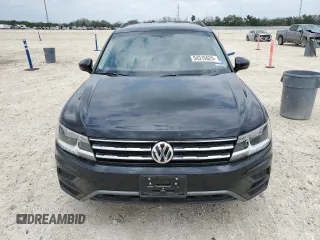 2021 Volkswagen Tiguan SE z VIN 3VV3B7AX4MM075946, wystawiony jako Copart lot #54315625 z przebiegiem 62 399 mil mil oraz Szkoda całkowita • Salvage title. Historia ofert i sprzedaży dostępna na DreamBid. Obrazek 5.