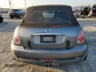 2008 MINI Convertible S z VIN WMWRH33558TJ45177, wystawiony jako Copart lot #79543814 z przebiegiem 102 421 mil mil oraz Szkoda całkowita • Salvage title. Historia ofert i sprzedaży dostępna na DreamBid. Obrazek 6.