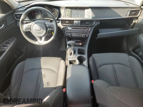2018 Kia Optima LX z VIN KNAGT4L3XJ5217205, wystawiony jako Copart lot #58504425 z przebiegiem 103 466 mil mil oraz Szkoda całkowita • Salvage title. Historia ofert i sprzedaży dostępna na DreamBid. Obrazek 8.
