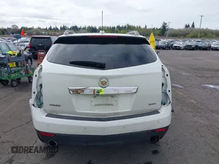 2016 Cadillac SRX Luxury Collection z VIN 3GYFNBE33GS507014, wystawiony jako IAAI lot #41979980 z przebiegiem 115 077 mil mil oraz . Historia ofert i sprzedaży dostępna na DreamBid. Obrazek 17.