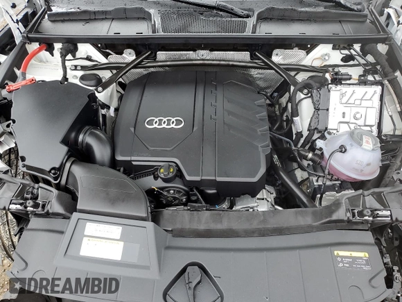 2024 Audi Q5 S line Premium Plus z VIN WA1EAAFY0R2074164, wystawiony jako Copart lot #51284815 z przebiegiem 1 324 mil mil oraz Szkoda całkowita • Salvage title. Historia ofert i sprzedaży dostępna na DreamBid. Obrazek 12.