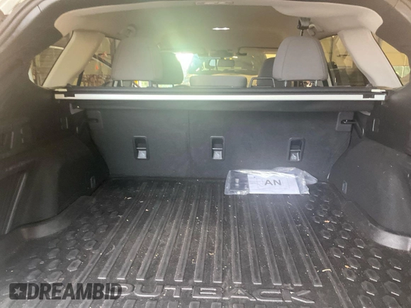 2023 Subaru Outback Premium с VIN 4S4BTADC1P3213943, выставлен на аукционе IAAI как лот 42785457 с пробегом 26 841 миль миль и . История ставок и продаж доступна на DreamBid. Изображение 28.