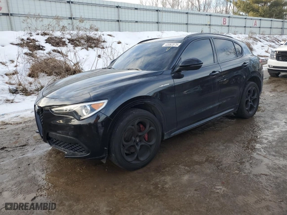 2023 Alfa Romeo Stelvio Ti with VIN ZASPAKBN9P7D57170, listed as a Copart auction lot 43062075 with 35,783 mi miles and Salvage Title. Bid and sale history available at carsss.com. Image 1.
