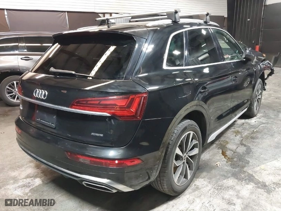 2023 Audi Q5 S line Premium Plus with VIN WA1EAAFY4P2075816, listed as a IAAI auction lot 41270668 with 34,600 mi miles. Bid and sale history available at carsss.com. Image 4.