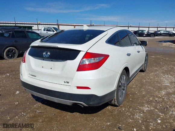 2013 Honda Crosstour EX-L with VIN 5J6TF1H5XDL001706, listed as a IAAI auction lot 41643400 with 177,371 mi miles. Bid and sale history available at carsss.com. Image 4.
