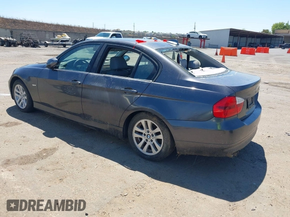 2007 BMW 3 Series 328i with VIN WBAVC53597FZ79068, listed as a IAAI auction lot 42791350 with 179,676 mi miles and . Bid and sale history available at DreamBid. Image 3.