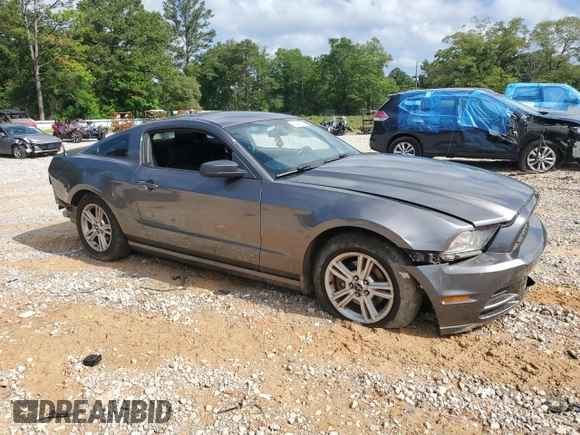 2014 Ford Mustang V6 с VIN 1ZVBP8AM4E5282445, выставлен на аукционе Copart как лот 55943745 с пробегом 114 255 миль миль и Списание • Salvage title. История ставок и продаж доступна на DreamBid. Изображение 4.