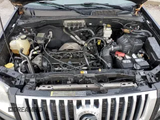2008 Mercury Mariner z VIN 4M2CU81Z98KJ39101, wystawiony jako Copart lot #85359614 z przebiegiem 215 565 mil mil oraz Szkoda całkowita • Salvage title. Historia ofert i sprzedaży dostępna na DreamBid. Obrazek 12.