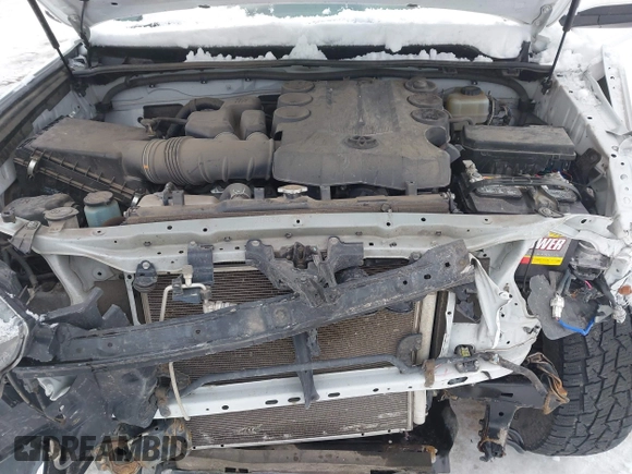 2015 Toyota 4Runner Limited with VIN JTEBU5JR4F5218442, listed as a IAAI auction lot 41250608 with Not provided miles and . Bid and sale history available at DreamBid. Image 10.